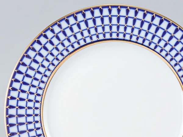 Lomonosov Porcelain Dinner Set Classic of Petersburg 24 Pieces — view 2